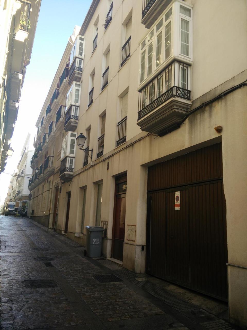 Apartamento El Patio De Canovas Cádiz Exterior photo